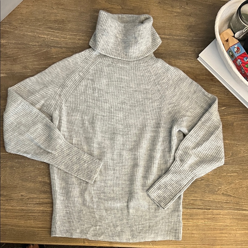 Quince Light Gray Ribbed Knit Sweater